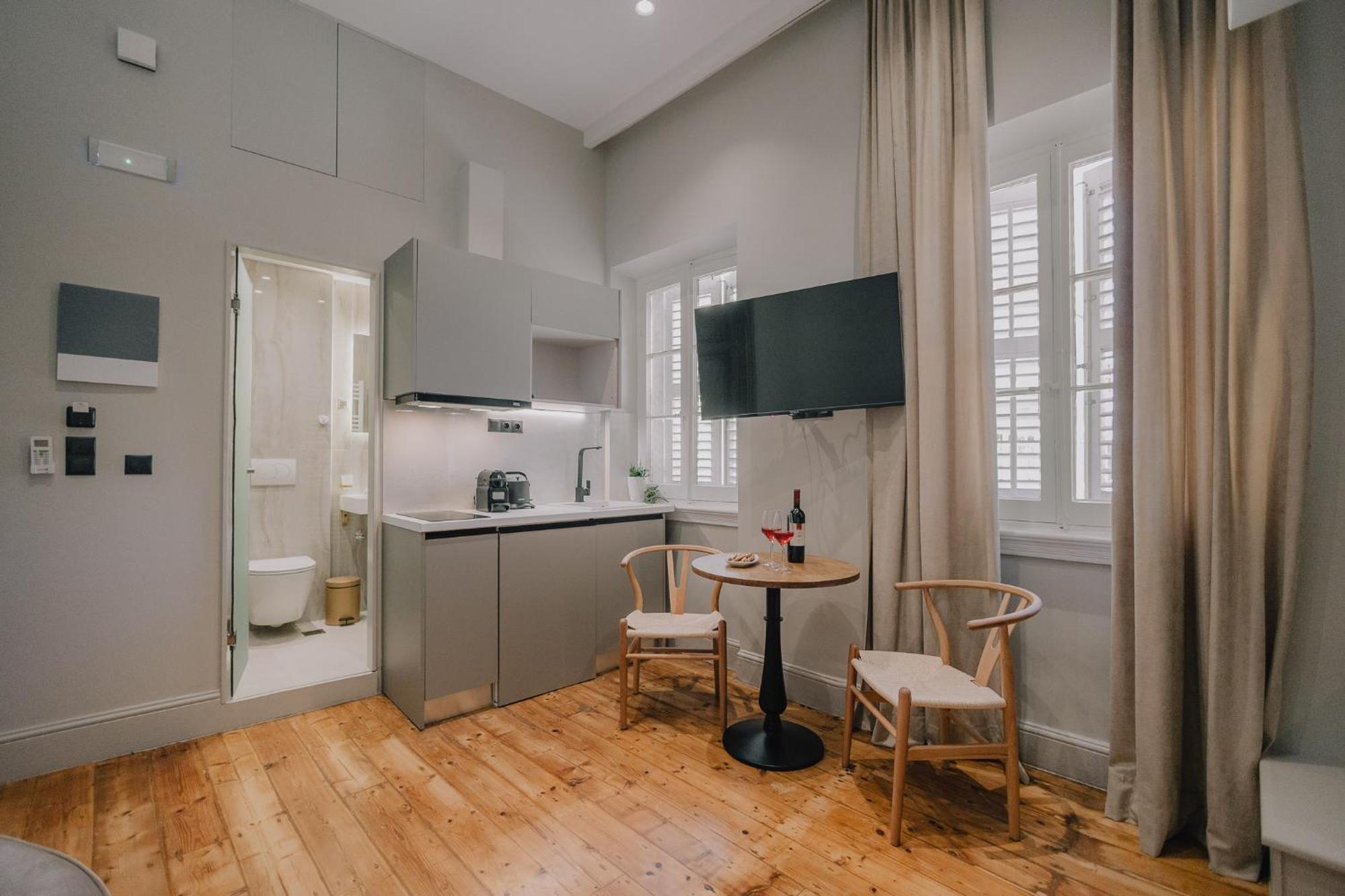 Sanrocco Suites -Corfu Town Luxury Apartments Zewnętrze zdjęcie